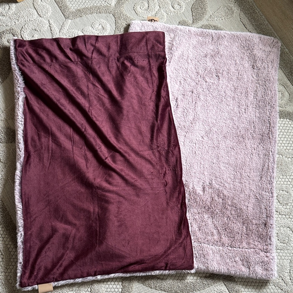 Ugg faux fur standard pillow shams